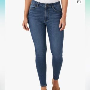 Wrangler skinny jeans